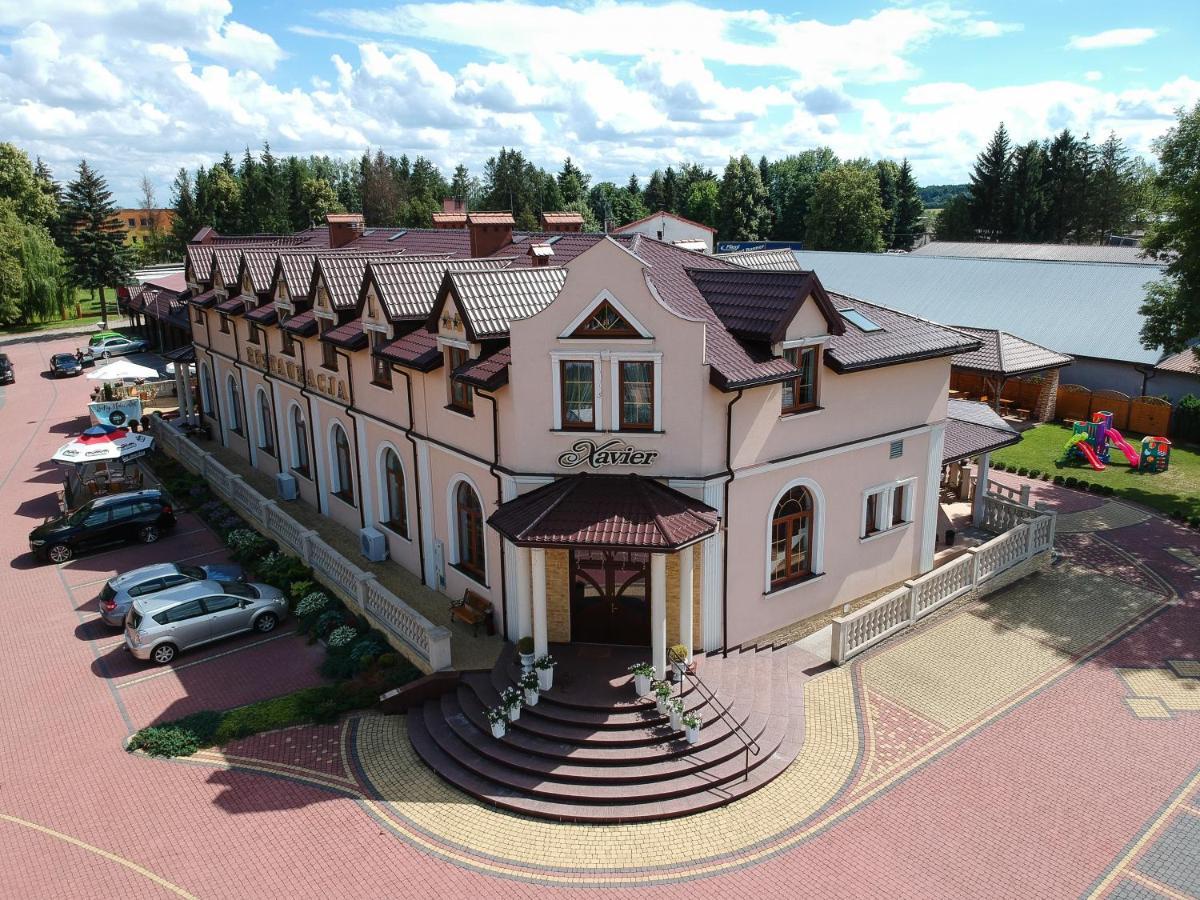 Hotel "Xavier" Lubycza Krolewska Exterior photo